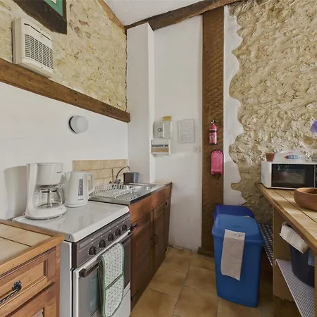 Mitoyen - 4 Personnes - Piscine Commune Holiday home *