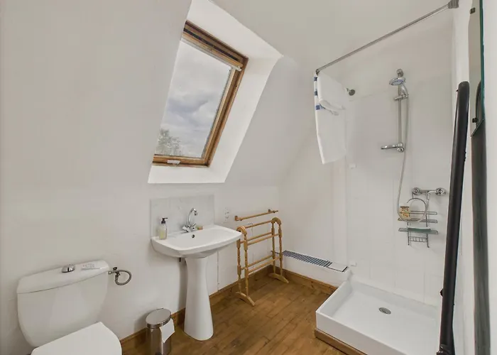 Vakantiehuis Mitoyen - 4 Personnes - Piscine Commune